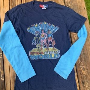 GAP/Junk Food Girl Power T with Thermal Sleeves